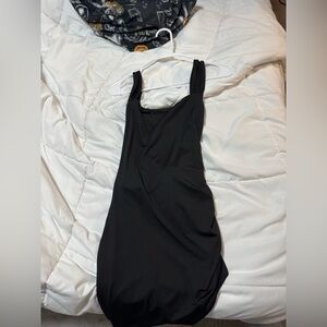 Elegant Black Backless Dress